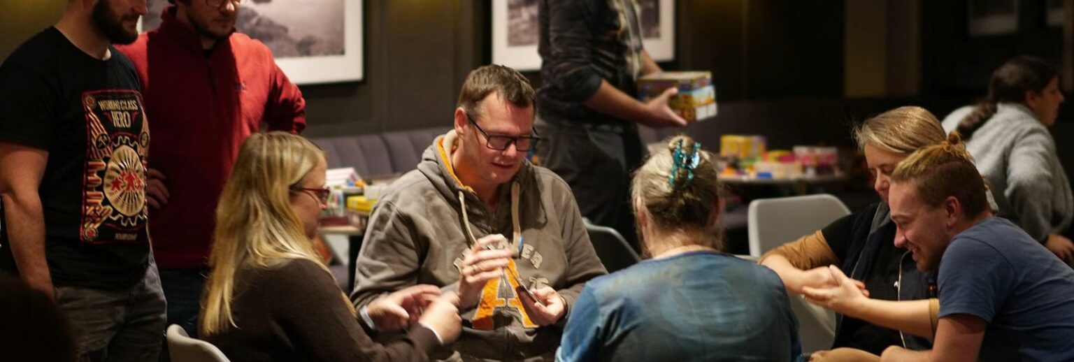 Boardgame Cruise Zur Island Tour